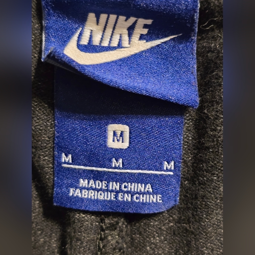 Nike Men’s Therma-Fit Fleece Joggers – M Wings Logo – Size M - Picture 6 of 7
